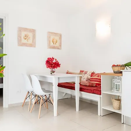 Pochi Passi Dal Mare Apartment San Bartolomeo Al Mare Exterior photo
