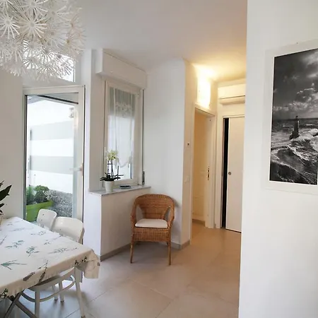 Pochi Passi Dal Mare Apartment San Bartolomeo Al Mare Exterior photo